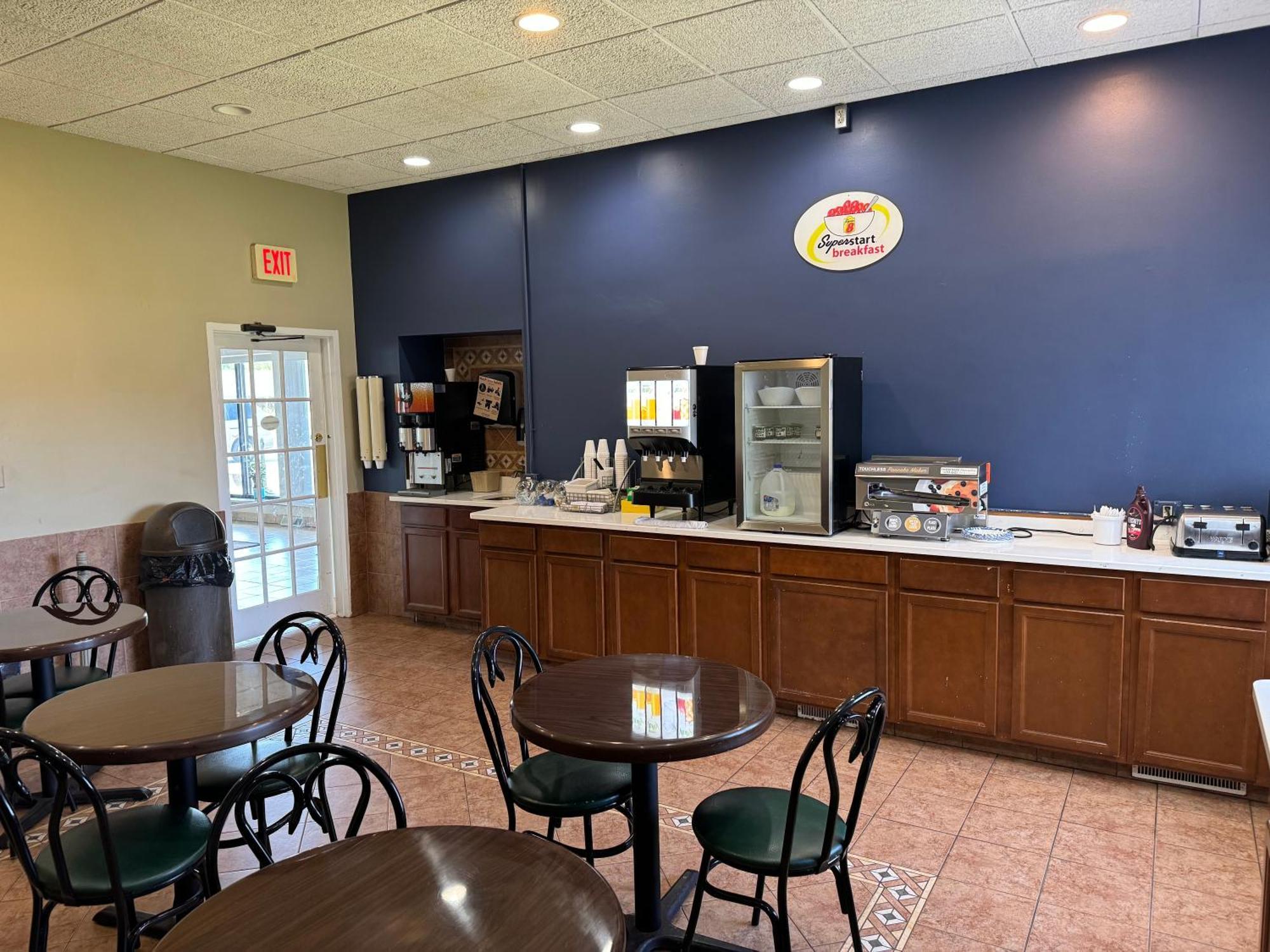 South Ridge Inn North Ridgeville Extérieur photo