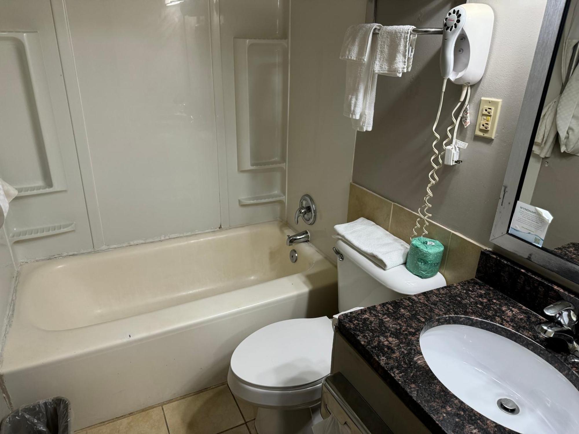 South Ridge Inn North Ridgeville Extérieur photo